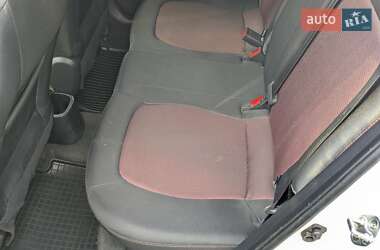 Хэтчбек Hyundai i10 2018 в 
