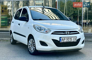 Хэтчбек Hyundai i10 2011 в 