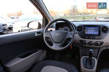 Хэтчбек Hyundai i10 2015 в 
