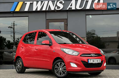 Хэтчбек Hyundai i10 2013 в 