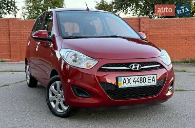 Хэтчбек Hyundai i10 2013 в 