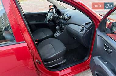 Хэтчбек Hyundai i10 2013 в 
