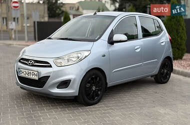 Хэтчбек Hyundai i10 2011 в Одессе
