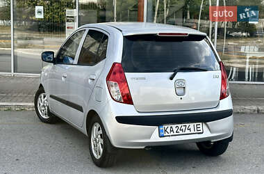 Хэтчбек Hyundai i10 2008 в 