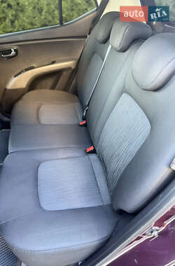 Хэтчбек Hyundai i10 2013 в 