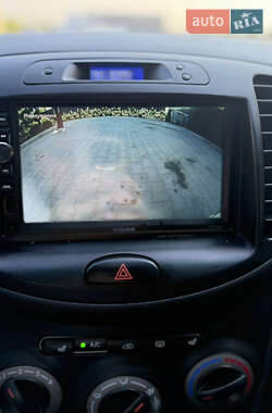 Хэтчбек Hyundai i10 2013 в 