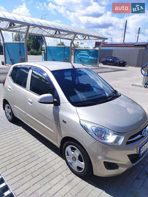 Hyundai i10 2013