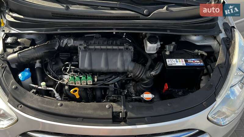 Хэтчбек Hyundai i10 2011 в Черкассах