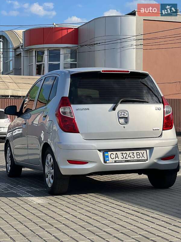 Хэтчбек Hyundai i10 2011 в Черкассах