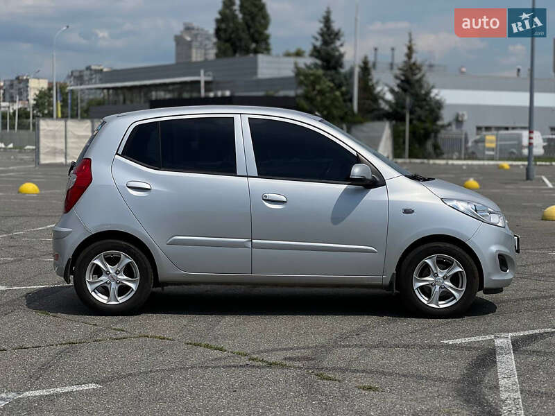 Hyundai i10 2013