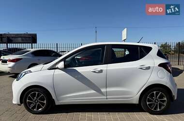 Хетчбек Hyundai i10 2017 в 