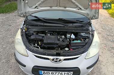Хэтчбек Hyundai i10 2008 в 