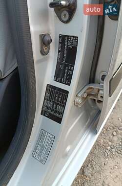 Хэтчбек Hyundai i10 2008 в 