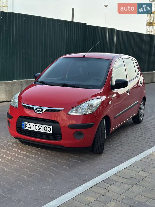Хэтчбек Hyundai i10 2008 в Киеве