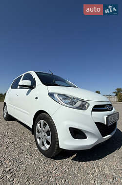 Хэтчбек Hyundai i10 2013 в Днепре