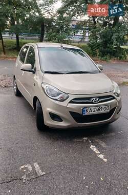 Хэтчбек Hyundai i10 2012 в Киеве