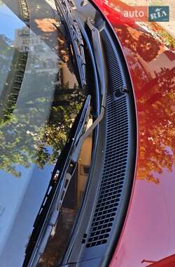 Хэтчбек Hyundai i10 2013 в 