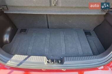 Хэтчбек Hyundai i10 2013 в 