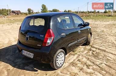 Хэтчбек Hyundai i10 2009 в 