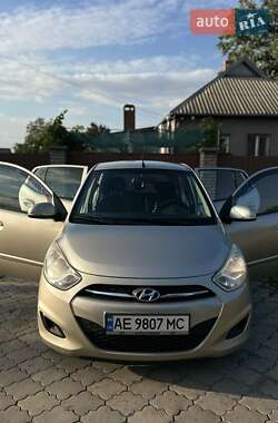 Хэтчбек Hyundai i10 2013 в Кривом Роге