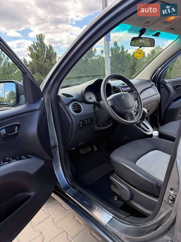 Хэтчбек Hyundai i10 2008 в Одессе