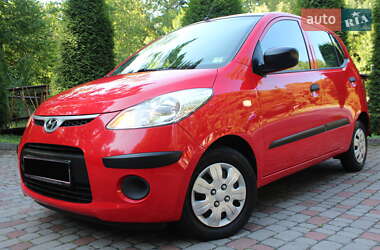 Хэтчбек Hyundai i10 2009 в 