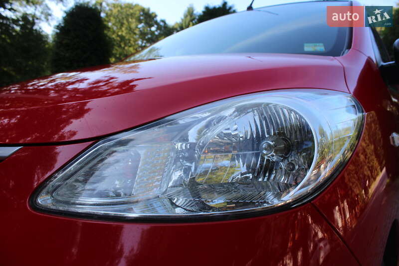 Хэтчбек Hyundai i10 2009 в Трускавце