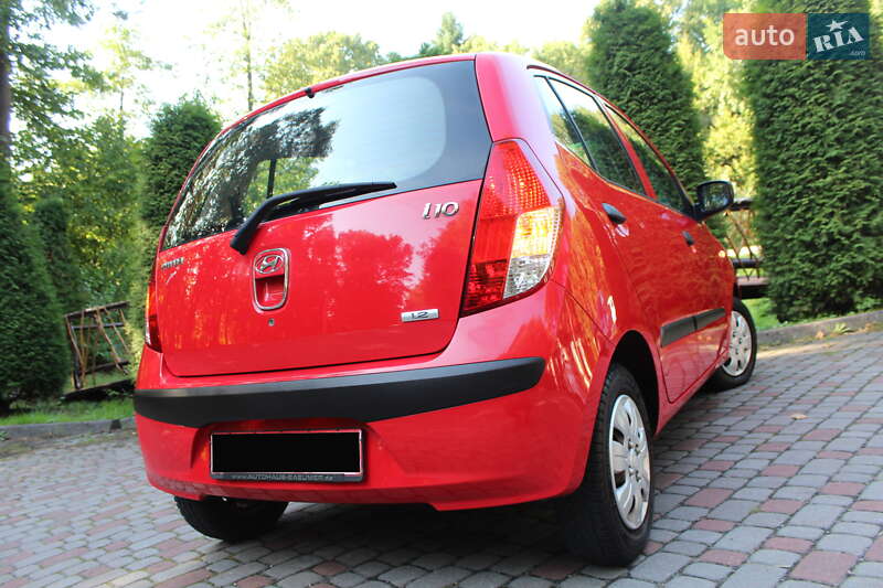 Хэтчбек Hyundai i10 2009 в Трускавце