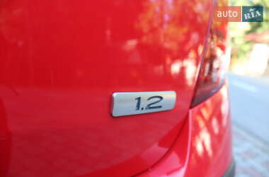 Хэтчбек Hyundai i10 2009 в 