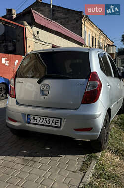 Хэтчбек Hyundai i10 2011 в 
