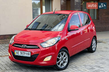 Хэтчбек Hyundai i10 2012 в 