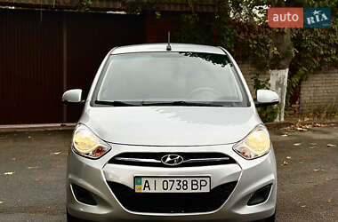 Хэтчбек Hyundai i10 2011 в 