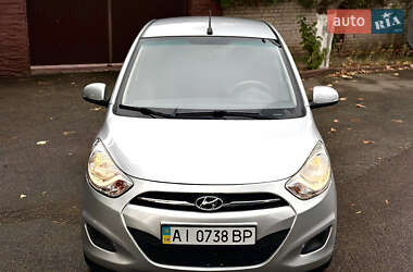 Хэтчбек Hyundai i10 2011 в 