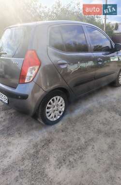 Хэтчбек Hyundai i10 2008 в 