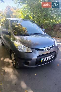 Хэтчбек Hyundai i10 2008 в 
