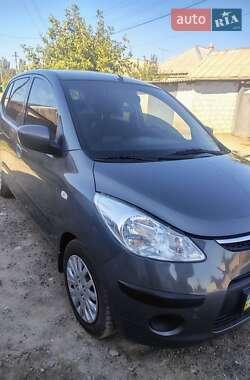 Хэтчбек Hyundai i10 2008 в 