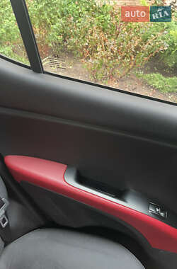 Хэтчбек Hyundai i10 2008 в 