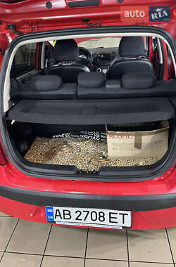 Хэтчбек Hyundai i10 2008 в 