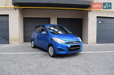 Хэтчбек Hyundai i10 2012 в Житомире