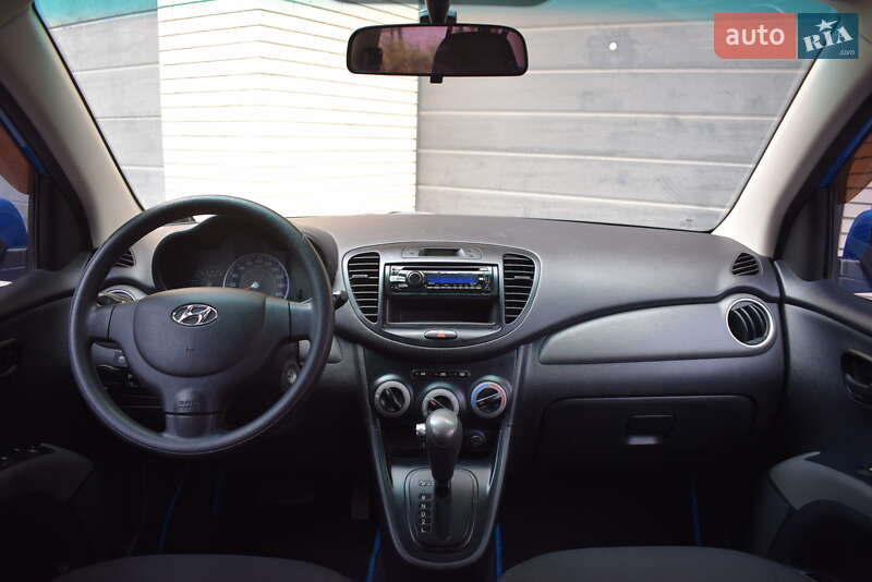 Хетчбек Hyundai i10 2012 в Києві
