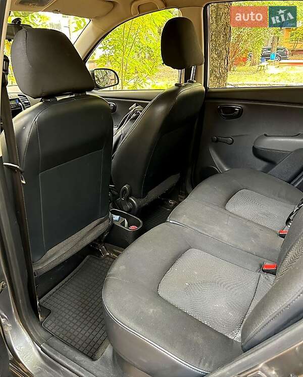 Хэтчбек Hyundai i10 2013 в Харькове
