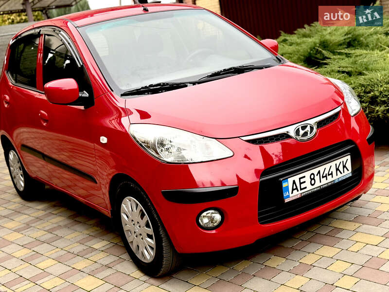 Хэтчбек Hyundai i10 2008 в Днепре