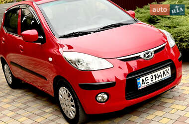 Хэтчбек Hyundai i10 2008 в 