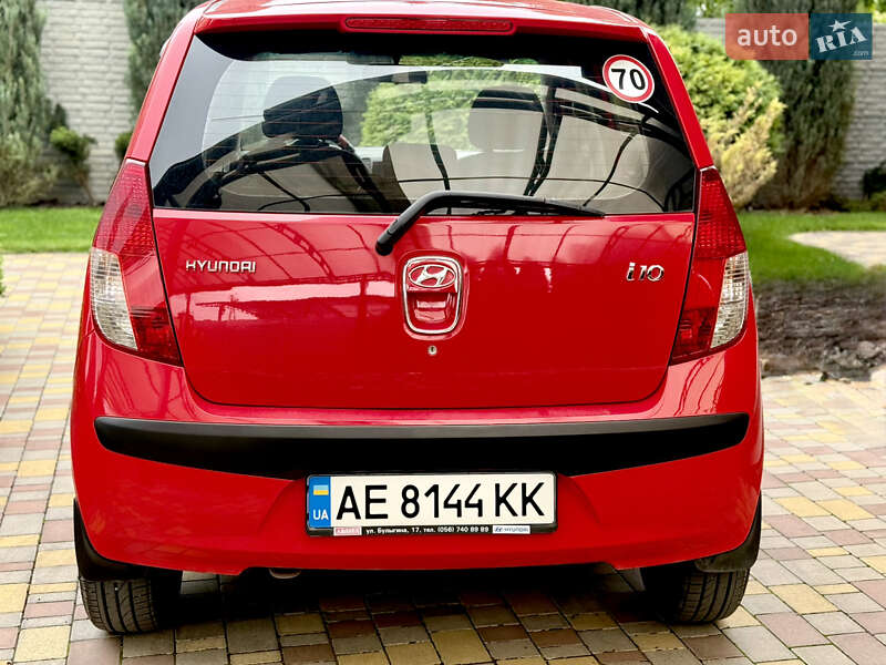 Хэтчбек Hyundai i10 2008 в Днепре