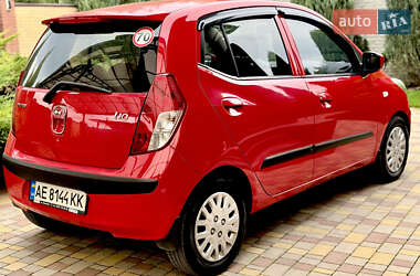 Хэтчбек Hyundai i10 2008 в 