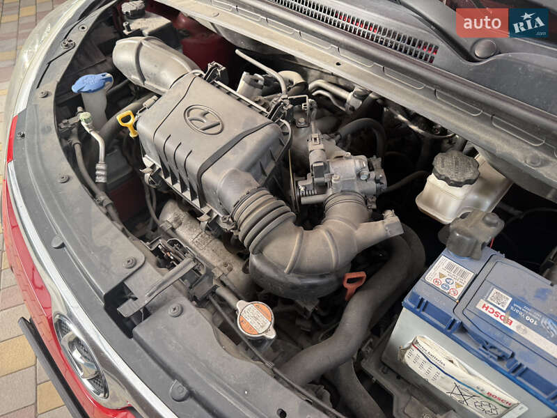 Хэтчбек Hyundai i10 2008 в Днепре