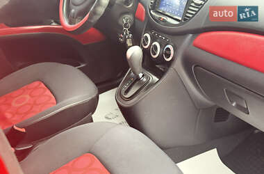 Хэтчбек Hyundai i10 2008 в 