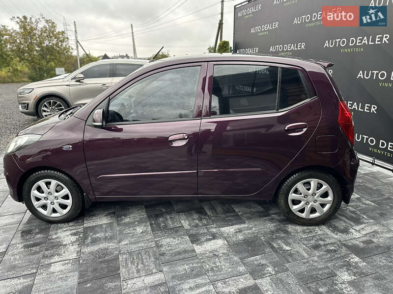 Хэтчбек Hyundai i10 2012 в Виннице