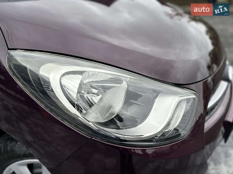 Хэтчбек Hyundai i10 2012 в Виннице