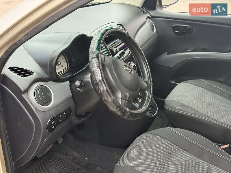 Хетчбек Hyundai i10 2008 в Миколаєві